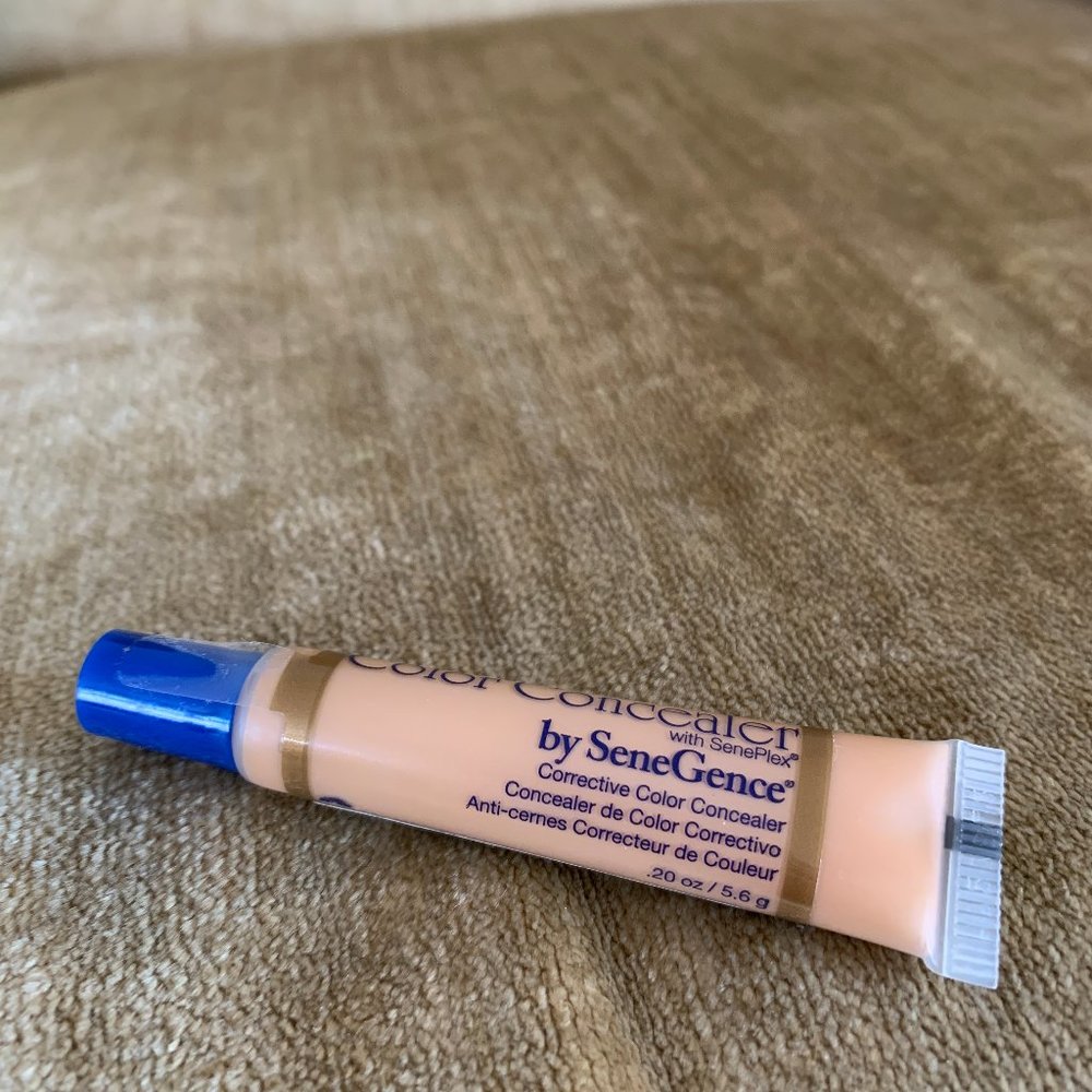 SeneGence Color Corrective Concealer - MEDIUM ONLY